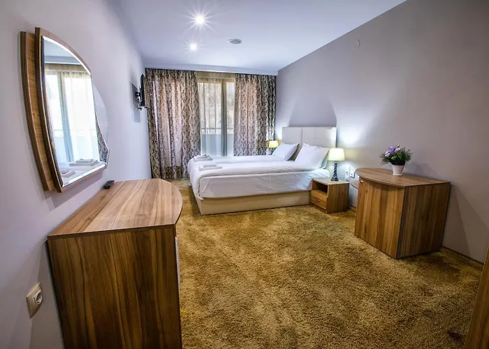 андон ангелов Хотел